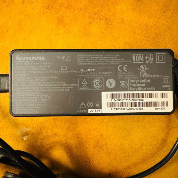 45N0308 ADLX90NLT2A 90W 20V Lenovo ThinkPad Power AC Adapter Cord - Picture 3 of 6